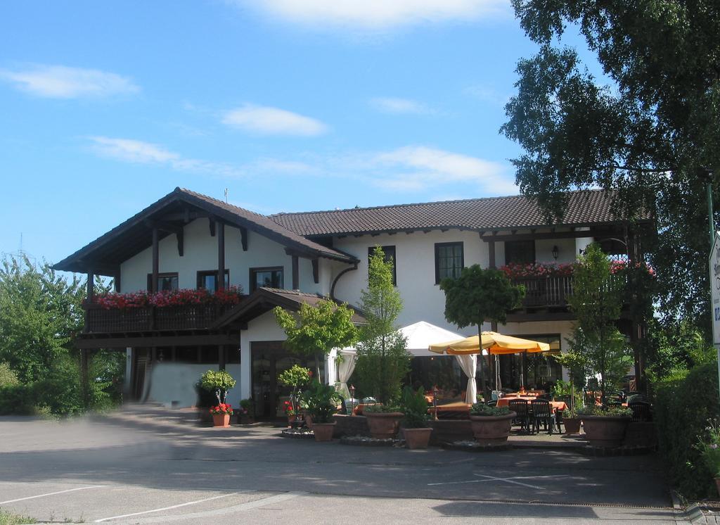 Restaurant Landgasthof Zum Wiesengrund Newel Exteriér fotografie